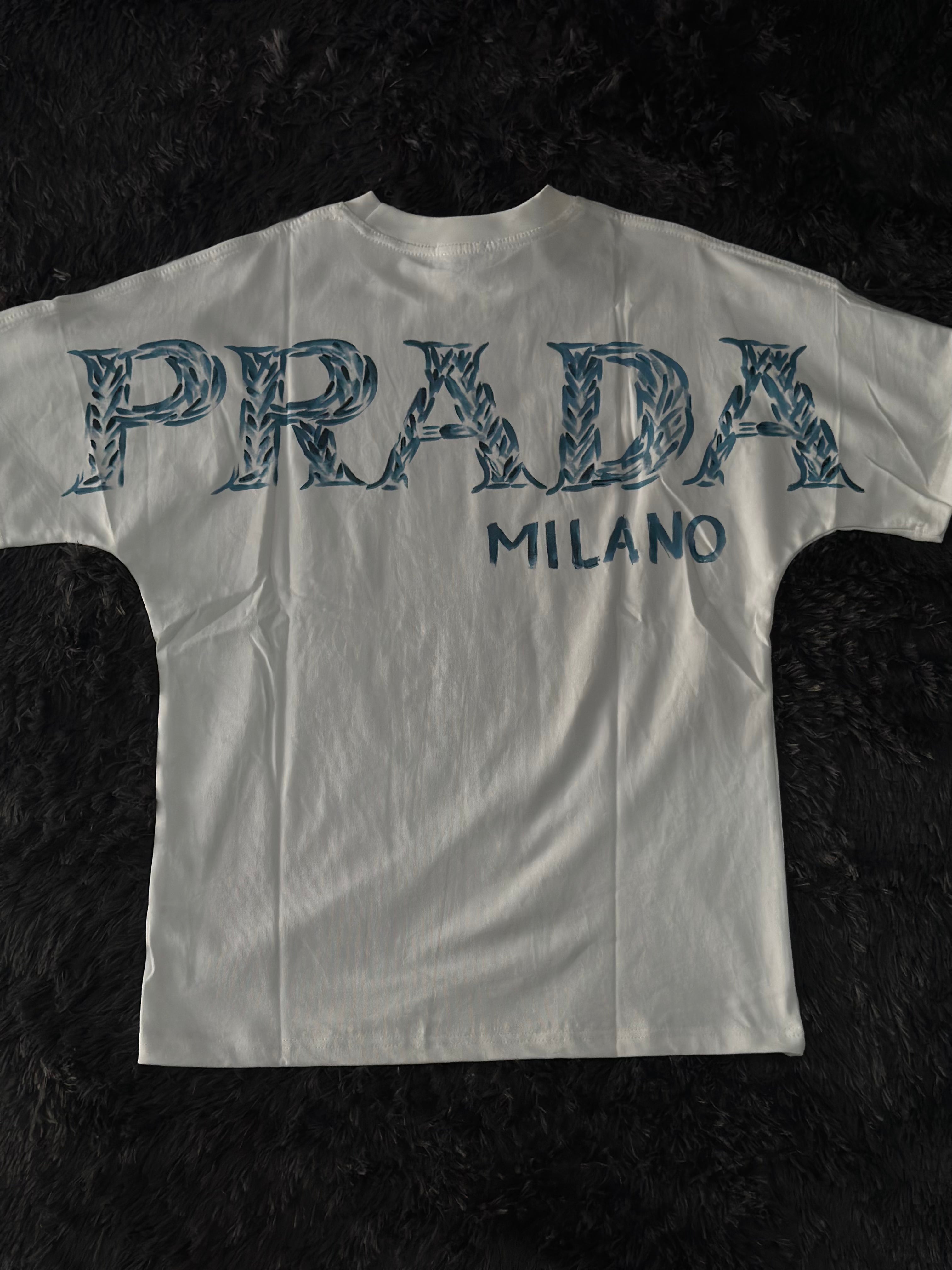 Playera Oversize Prada