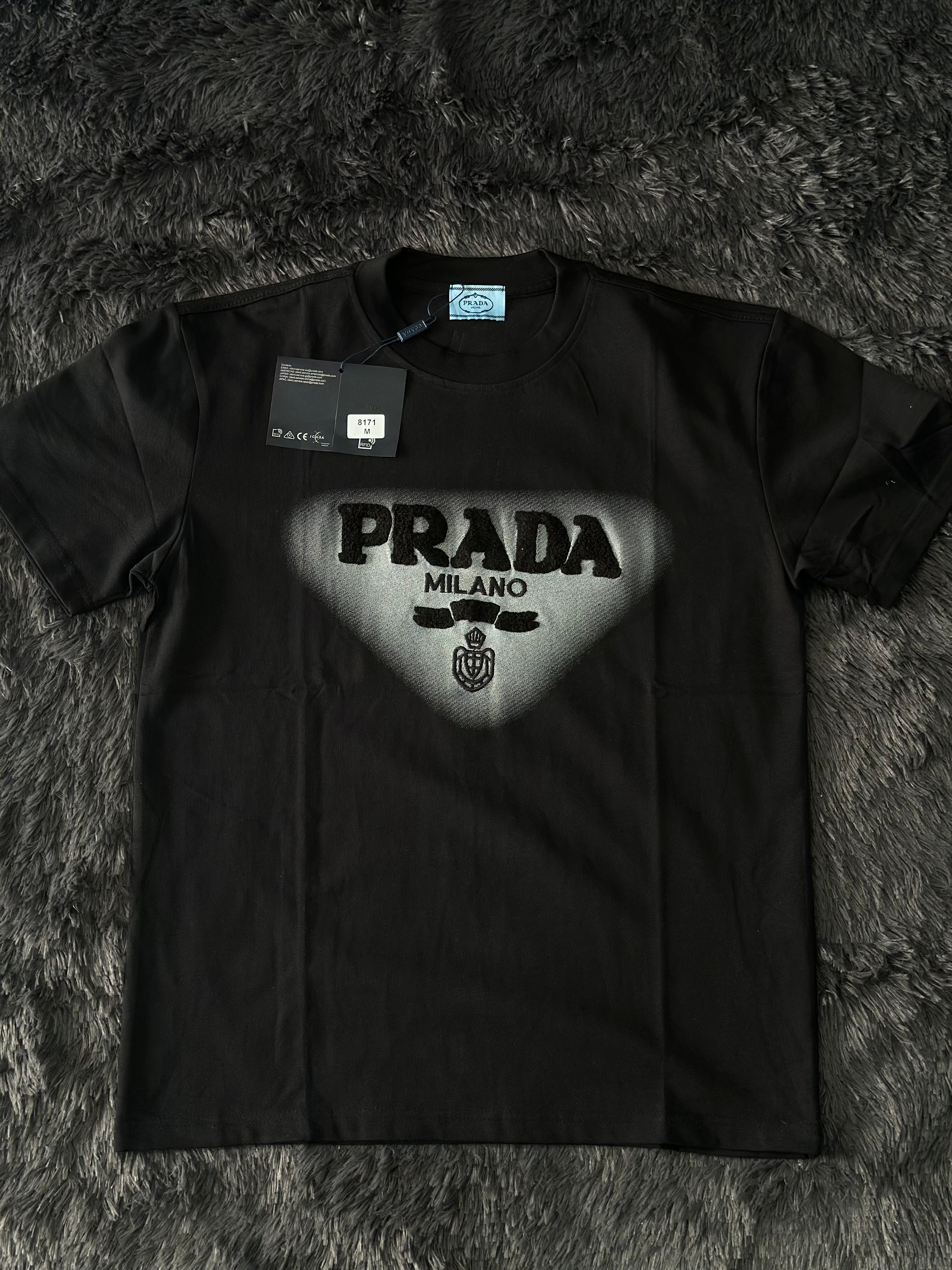 Playera Oversize Prada